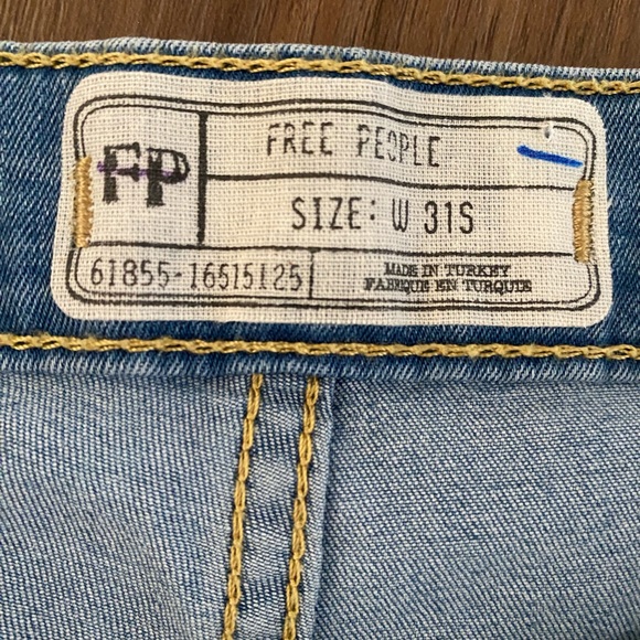 Free People We The Free Just Float On Flare Jeans Light Wash 31 short - Picture 7 of 13